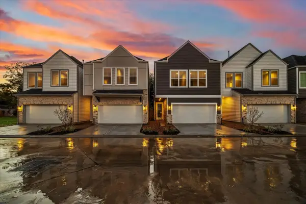 11329 Stonework Grove Lane, Houston, TX 77076