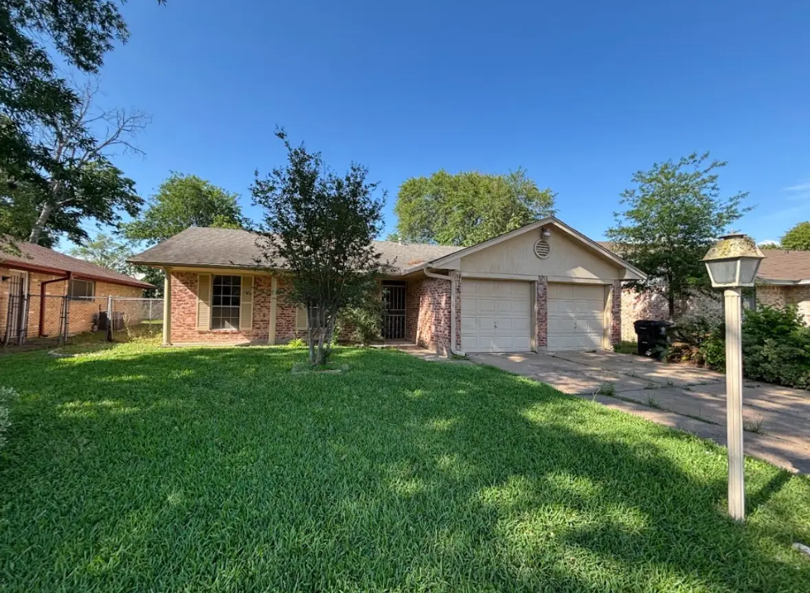 8447 Sterlingshire Street, Houston, TX 77078 - #1