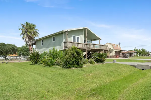 1402 Van Buren, Port O Connor, TX 77982