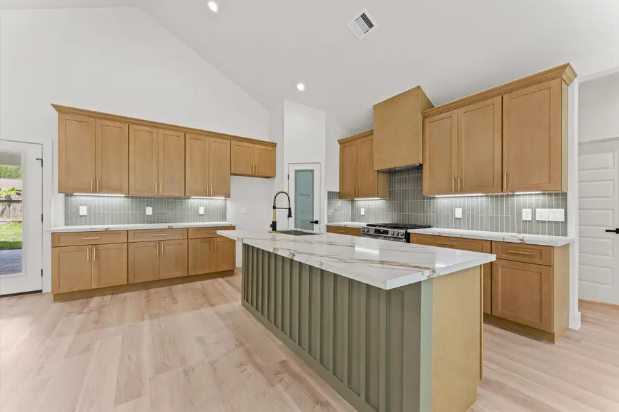 1618 Lake Bluff Drive, El Lago, TX 77586 - #2