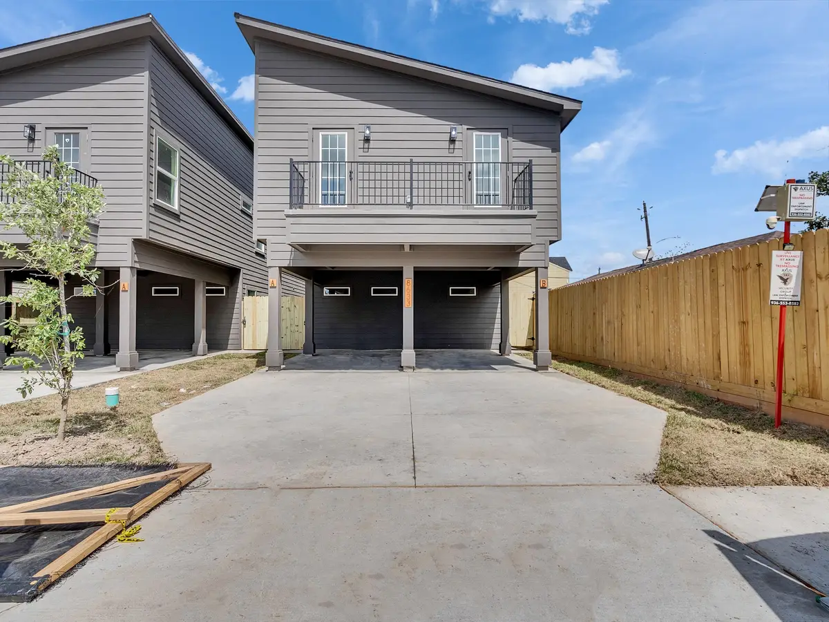 8810 Crestview Drive, Houston, TX 77028 - #1