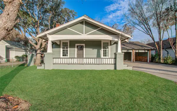 727 Travis Street, Columbus, TX 78934