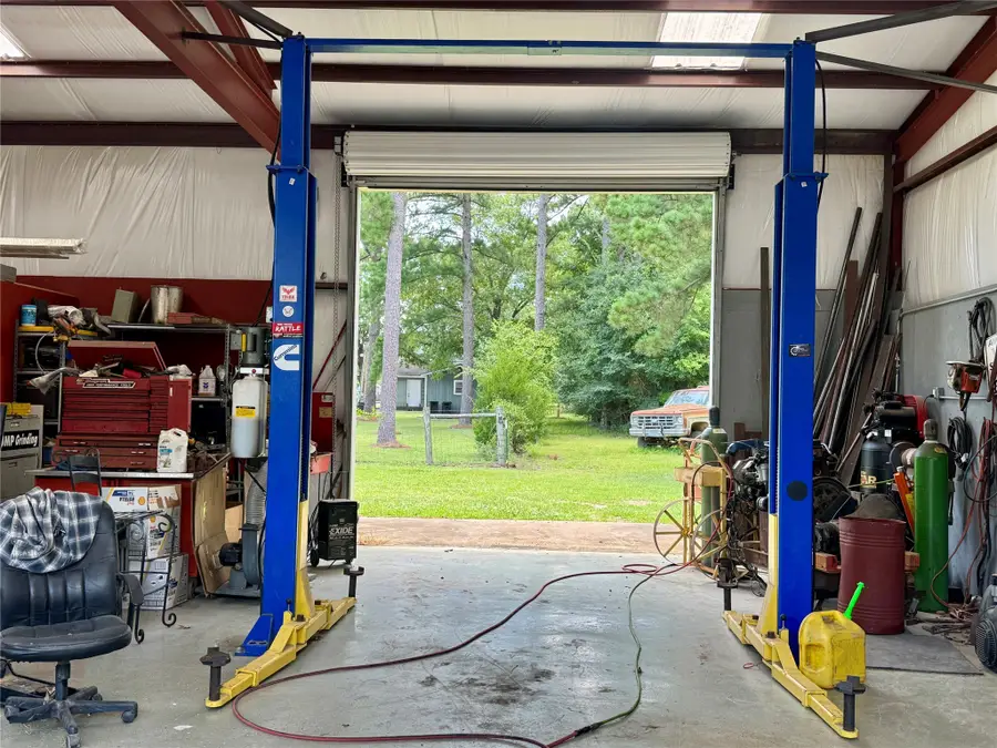 17 Mosley Lane, Huntsville, TX 77320 - Image #3