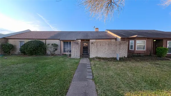 8650 Maplecrest Drive, Houston, TX 77099