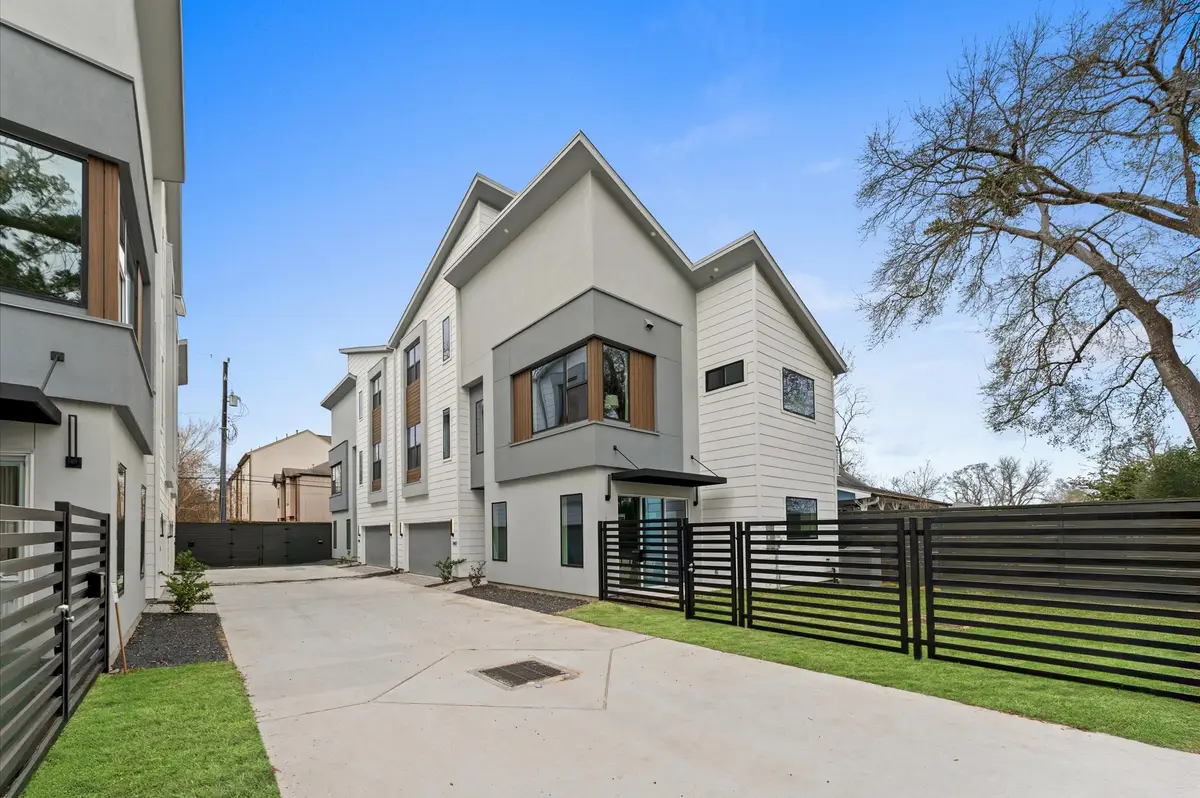 1841 Wycliffe Drive, Houston, TX 77043 - Image #1