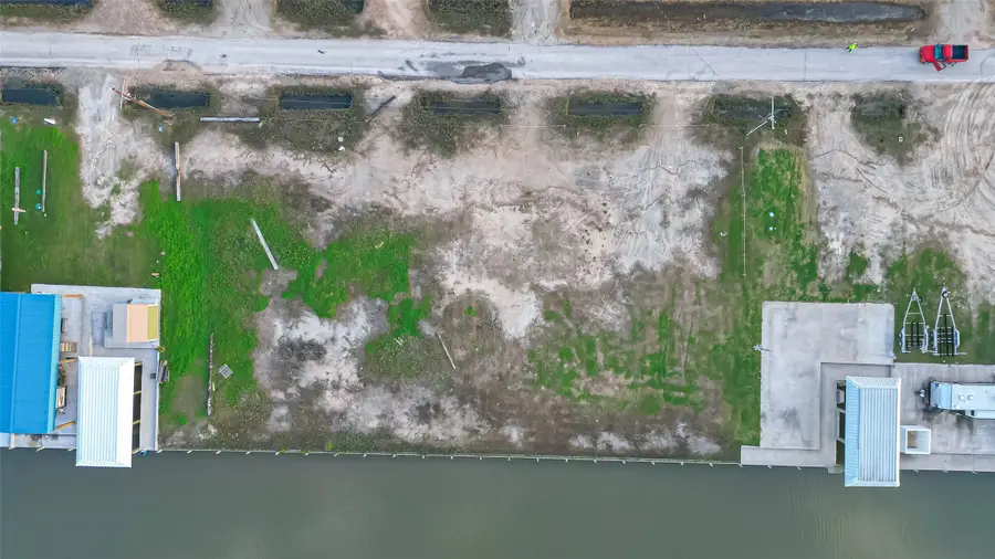 1109 Gator Point, Crystal Beach, TX 77650 - #3