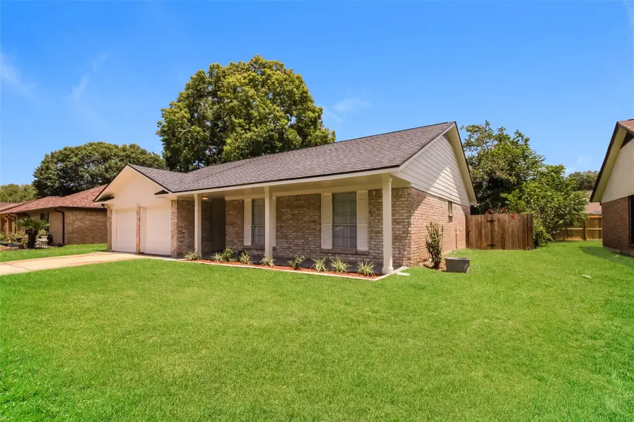 1611 Pecan Hollow Street, Pearland, TX 77581 - #2