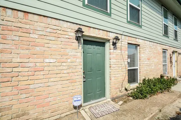 1116 Murrayhill Drive #8, Houston, TX 77043