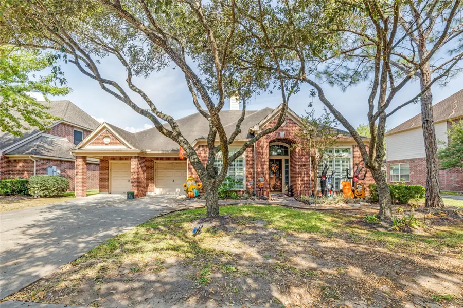 2913 Autumn Creek Drive, Friendswood, TX 77546 - Image #2