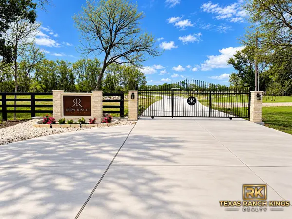 1903 Rymal Ranch Road, Alvin, TX 77511