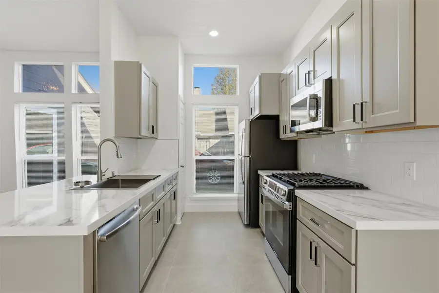 6327 Southwood Court N, Houston, TX 77035 - Image #3