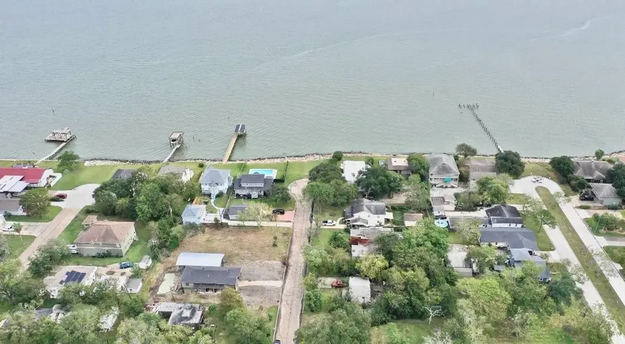 211 N Forrest Avenue, La Porte, TX 77571 - Image #2