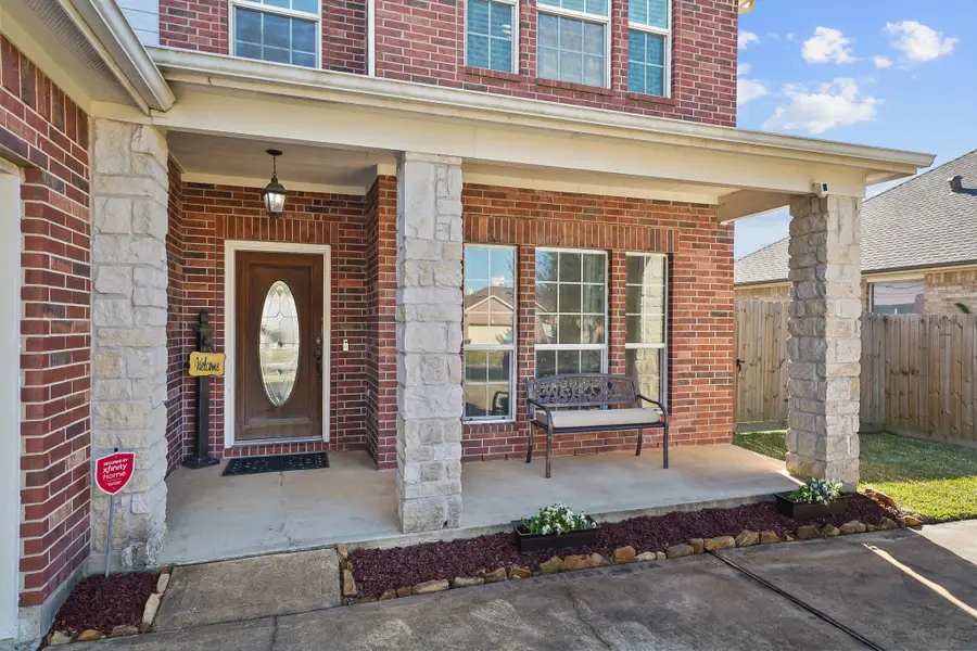 5810 Orchard Trail Drive, Pearland, TX 77581 - Image #3