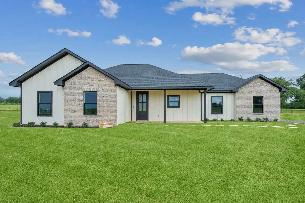 4379 Collton Lane, Franklin, TX 77856 - Image #1