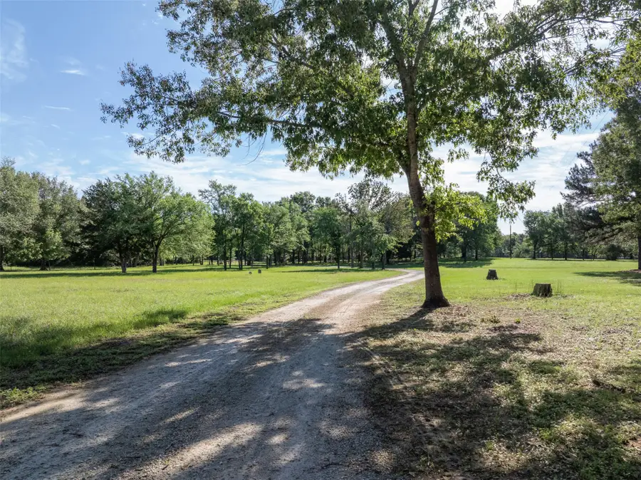 9832 Hawaii Lane, Midway, TX 75852 - #2
