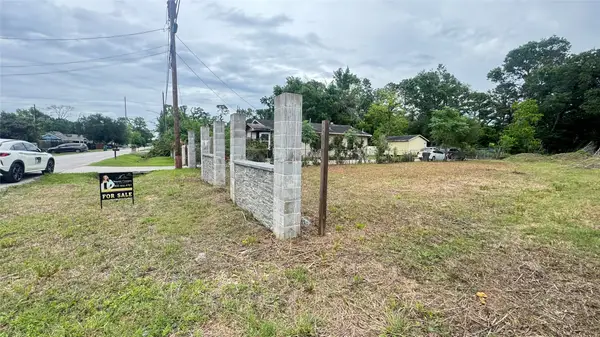 9016 Sherbourne Street, Houston, TX 77016