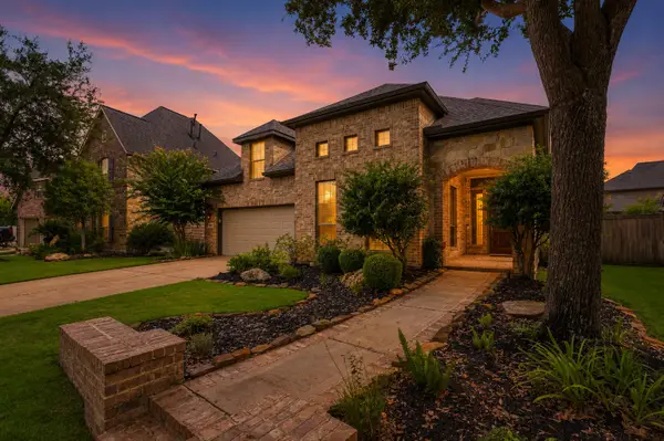 18323 E Laura Shore Drive, Cypress, TX 77433