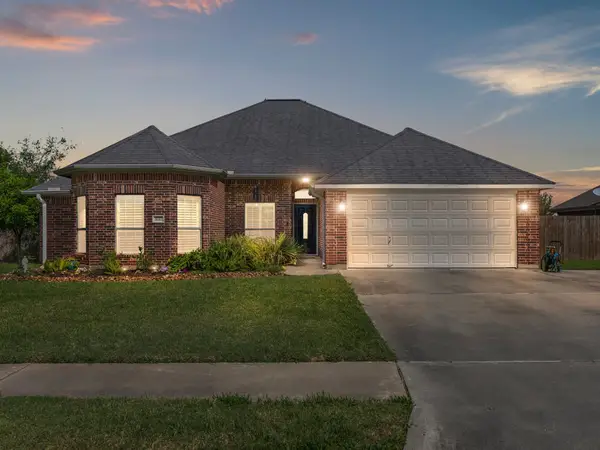 3217 El Camino Street, Bay City, TX 77414