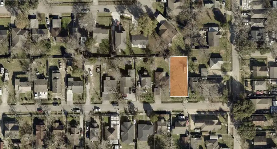 821 Barkley Street, Houston, TX 77022 - Image #3