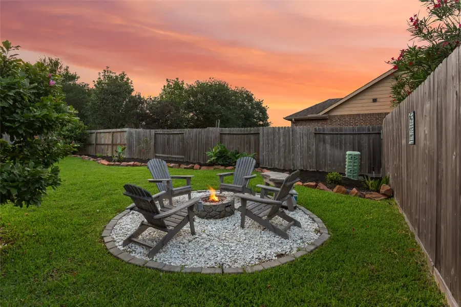 1705 Coral Cliff Drive, Dickinson, TX 77539 - #3