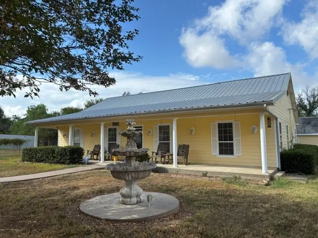 301 Beech Street, Calvert, TX 77837 - #2