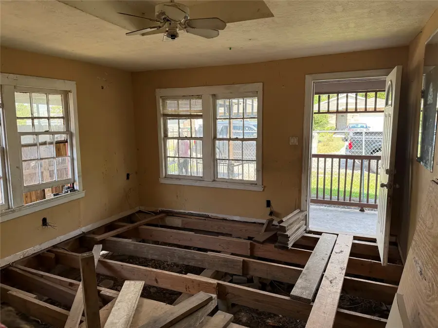 7952 Cinderella Street, Houston, TX 77028 - #3