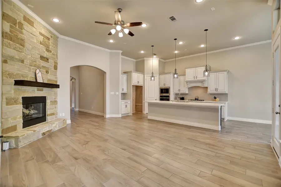 21824 S Enchanted Rock Drive, Porter, TX 77365 - Image #3