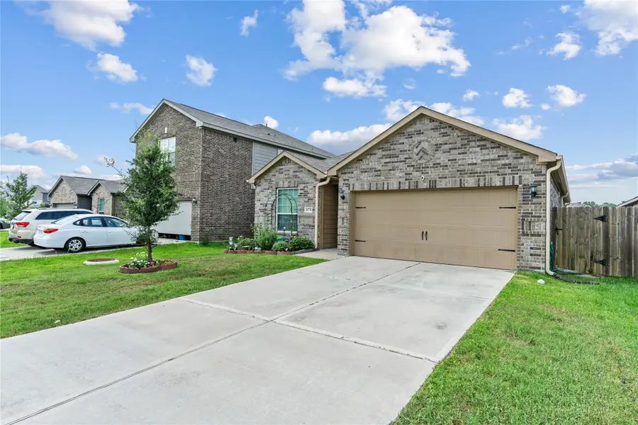 10731 Spring Brook Pass Drive, Humble, TX 77396 - Image #3