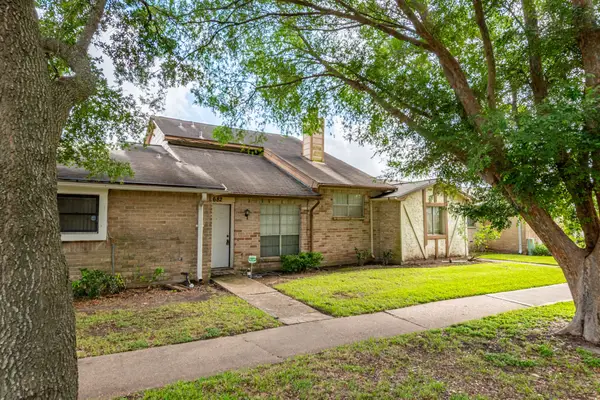 6682 Westwick Drive, Houston, TX 77072