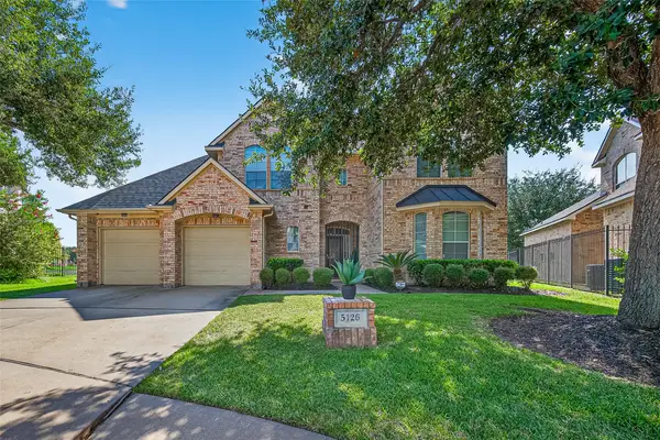 5126 Beacon Point, Sugar Land, TX 77479