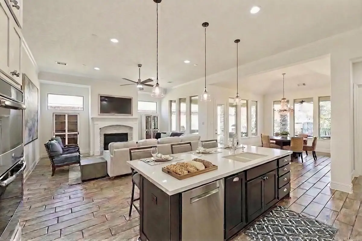 82 N Braided Branch Drive, The Woodlands, TX 77375 - #1