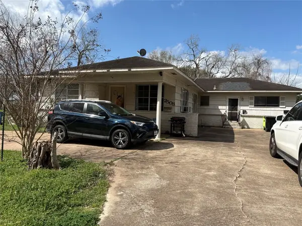 2508 4th Street, Rosenberg, TX 77471