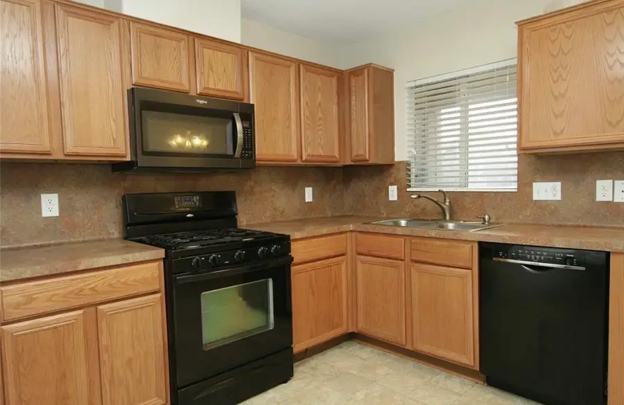 12218 Glen Crossing Circle, Humble, TX 77346 - Image #3