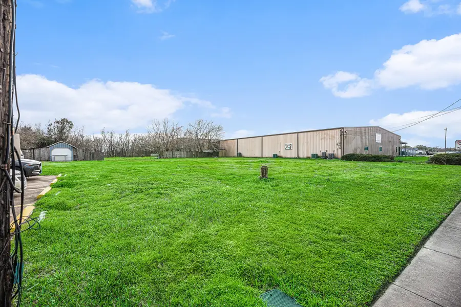 2412 Pasadena Boulevard, Pasadena, TX 77502 - Image #2