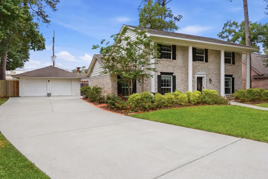 16807 Memorial Oaks Ln, Spring, TX 77379 - #3