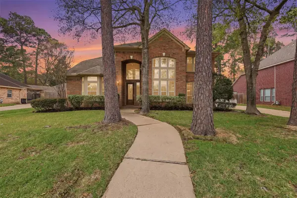 16215 Lakewood Grove Drive, Tomball, TX 77377