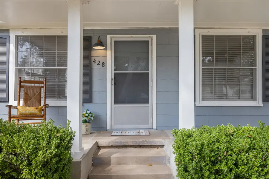 428 Preston Street, Columbus, TX 78934 - Image #2