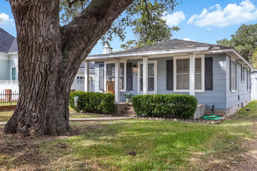 428 Preston Street, Columbus, TX 78934 - Image #3