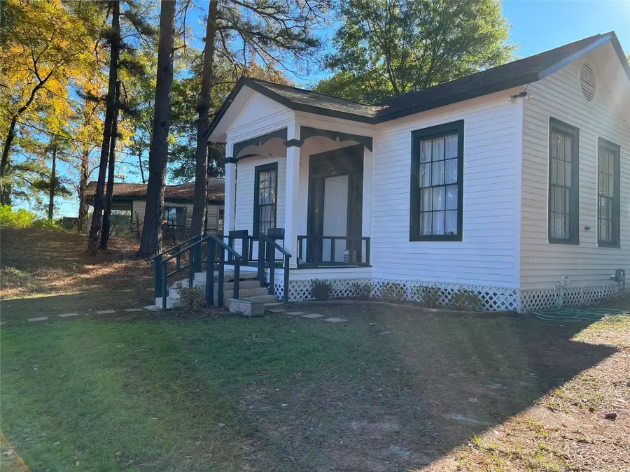 1002 Old Madisonville Road, Huntsville, TX 77320 - #3