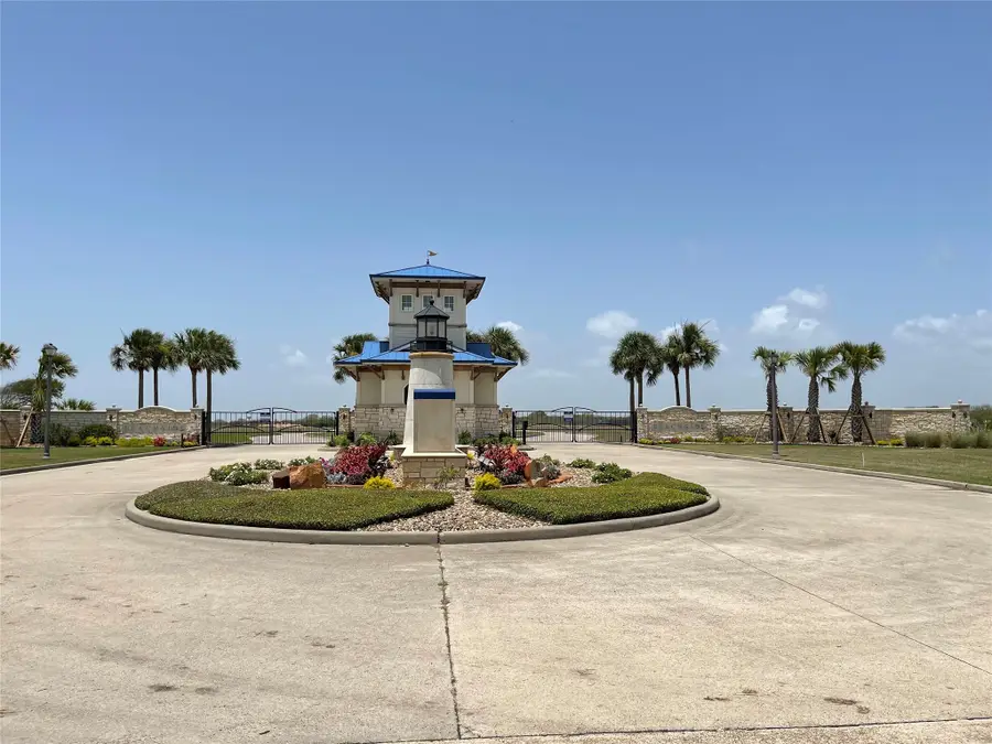 3037 Sandy Lane, Palacios, TX 77465 - Image #2