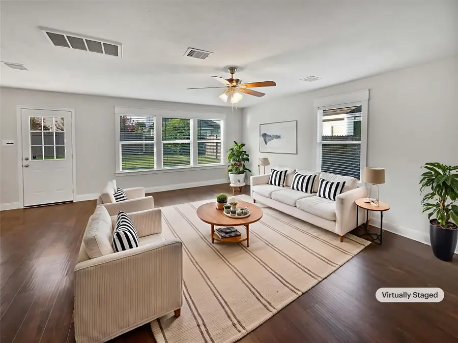 12018 Green Willow Falls Drive, Tomball, TX 77375 - Image #2