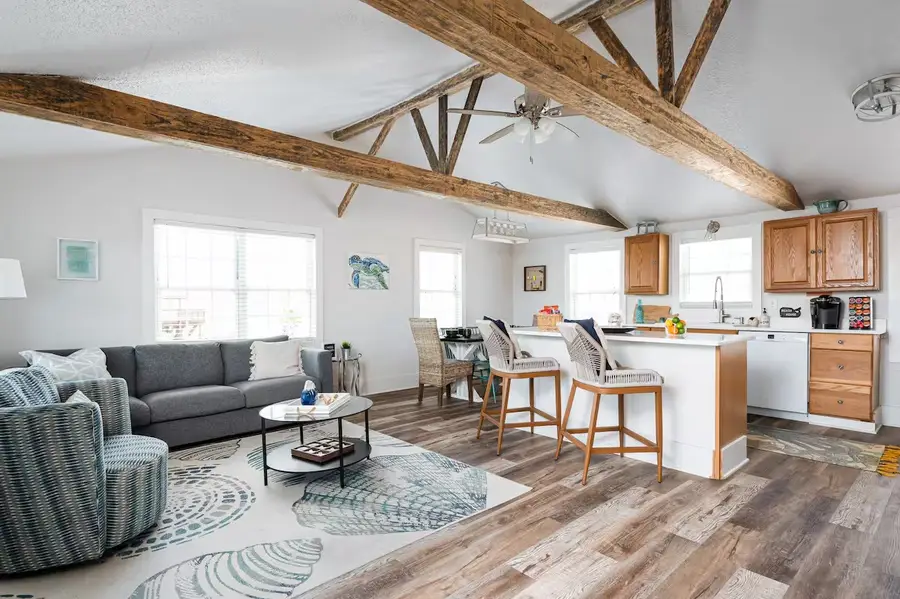 310 Shark Lane, Surfside Beach, TX 77541 - Image #3