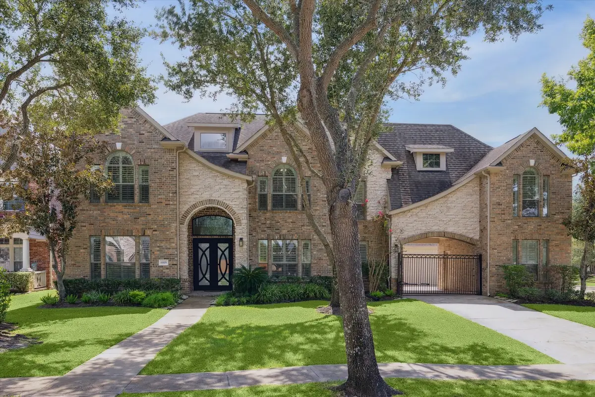 6919 Mistyleaf Lane, Sugar Land, TX 77479 - Image #1