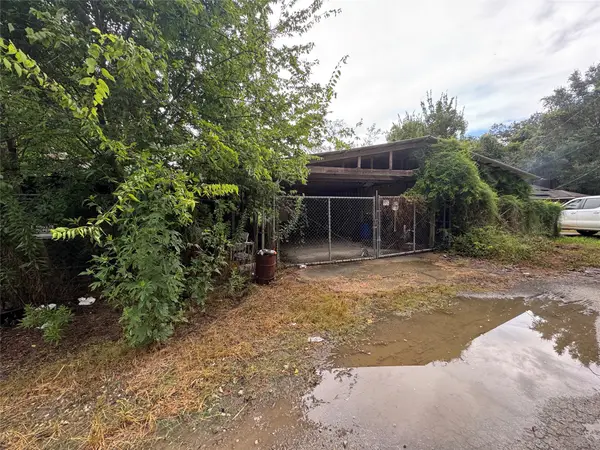 689 County Road 4019, Dayton, TX 77535