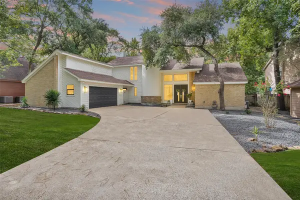 6 Cape Chestnut Drive, The Woodlands, TX 77381
