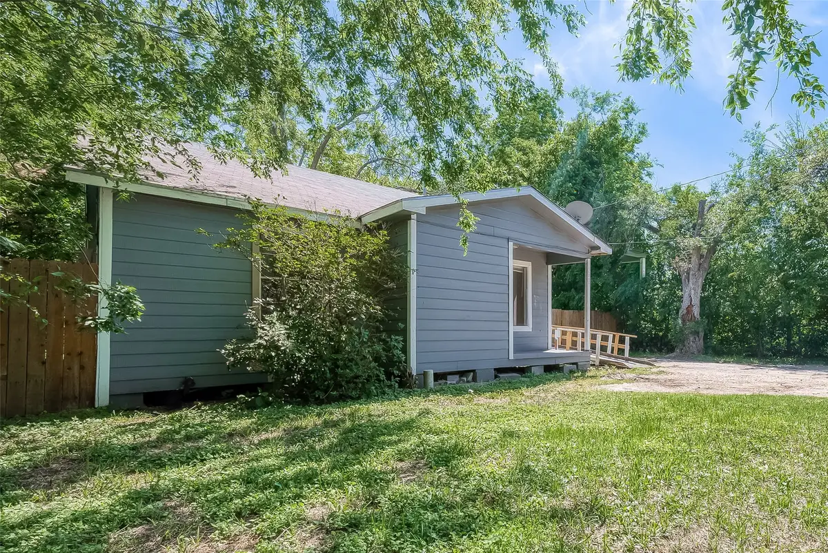 4810 Carmen Street, Houston, TX 77033 - Image #1