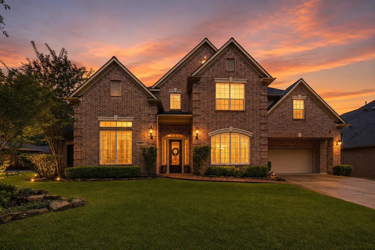 118 N Shawnee Ridge Circle, The Woodlands, TX 77382 - #1