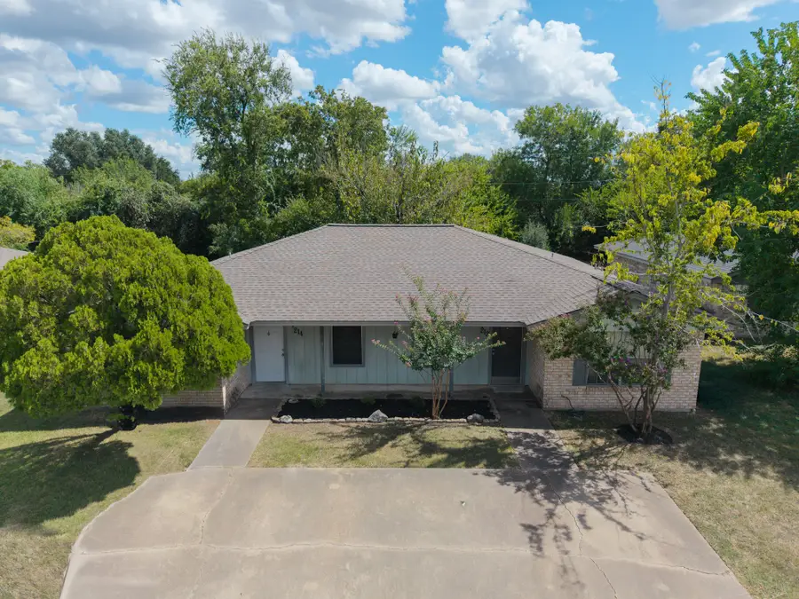 212-214 Yale Circle, College Station, TX 77840 - #3