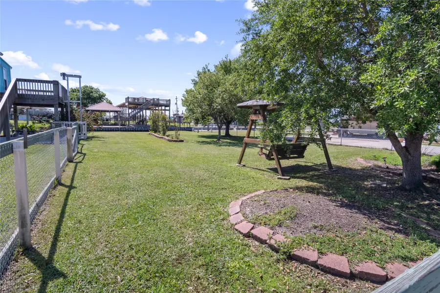 1106 Helen Dowdy, Crystal Beach, TX 77650 - #3
