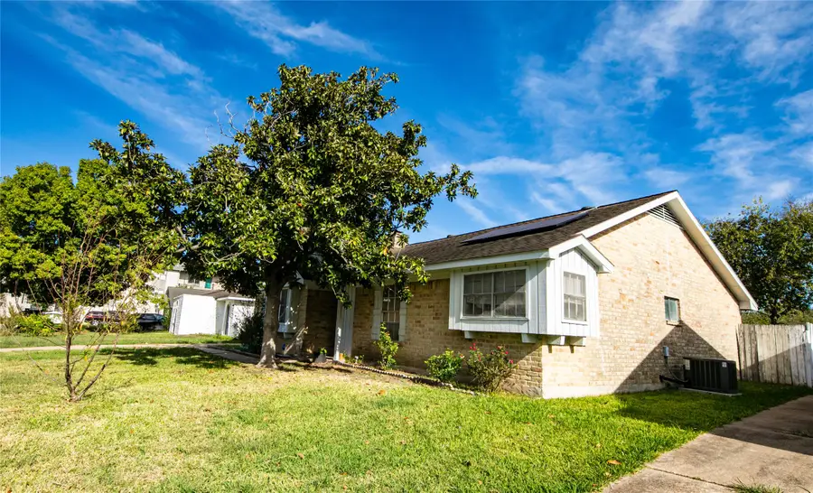 11818 Moonmist Drive, Houston, TX 77072 - Image #3